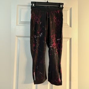 Nike Capri Galaxy Nike Workout Pants Size XS Extra Small
